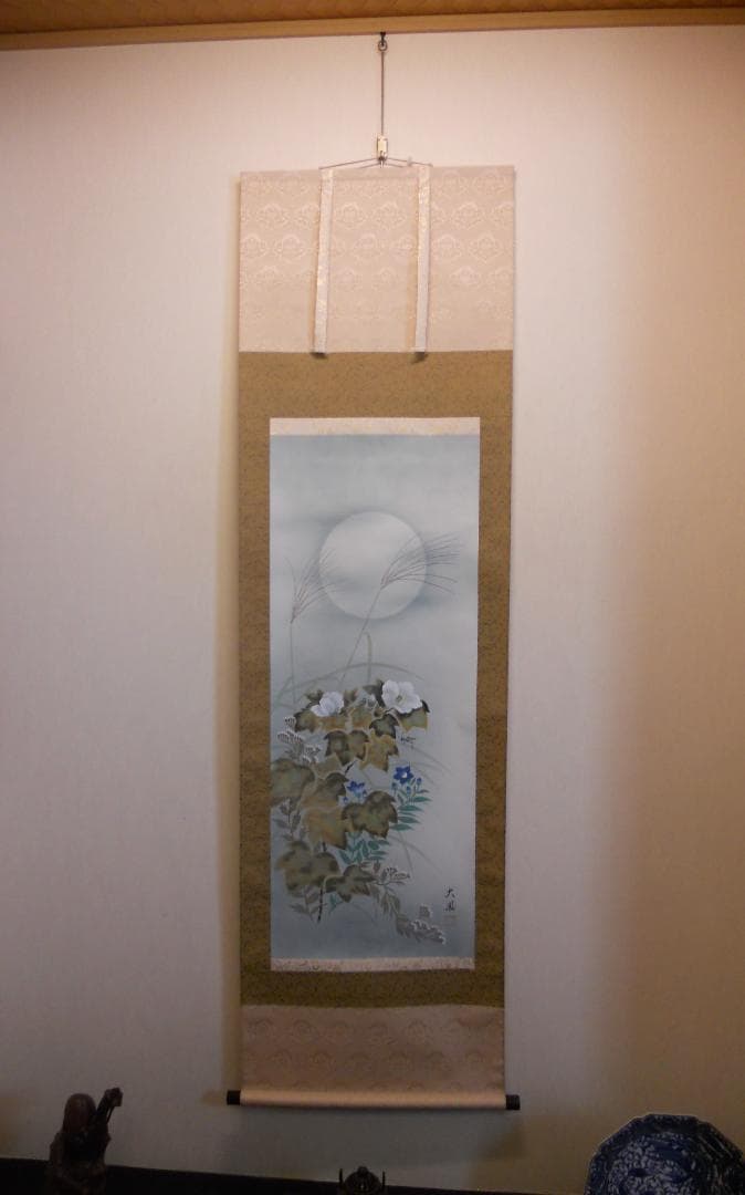 掛け軸 小川大鳳 月に秋草 絹本 希少 軸装 茶道具 掛軸 美品 です。