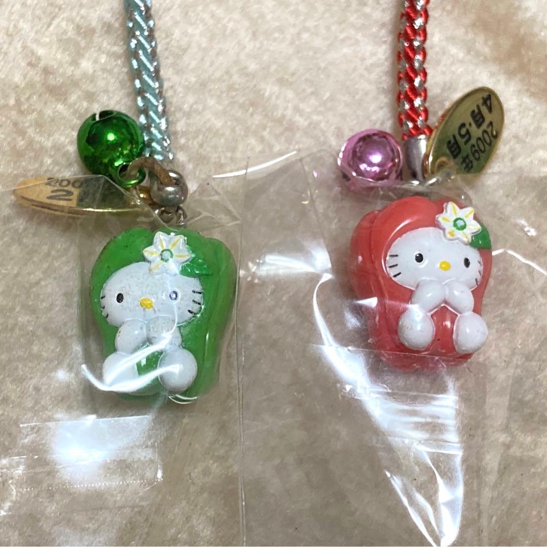 未開封　ハローキティ ストラップ　パプリカ　根付け　サンリオ　２個　セット　③