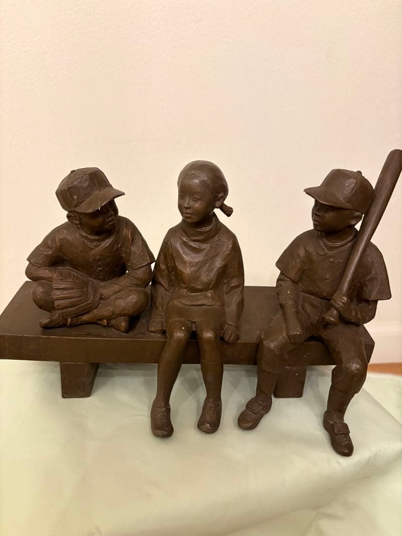 山*猫様 ともだち　　　と思われるブロンズ