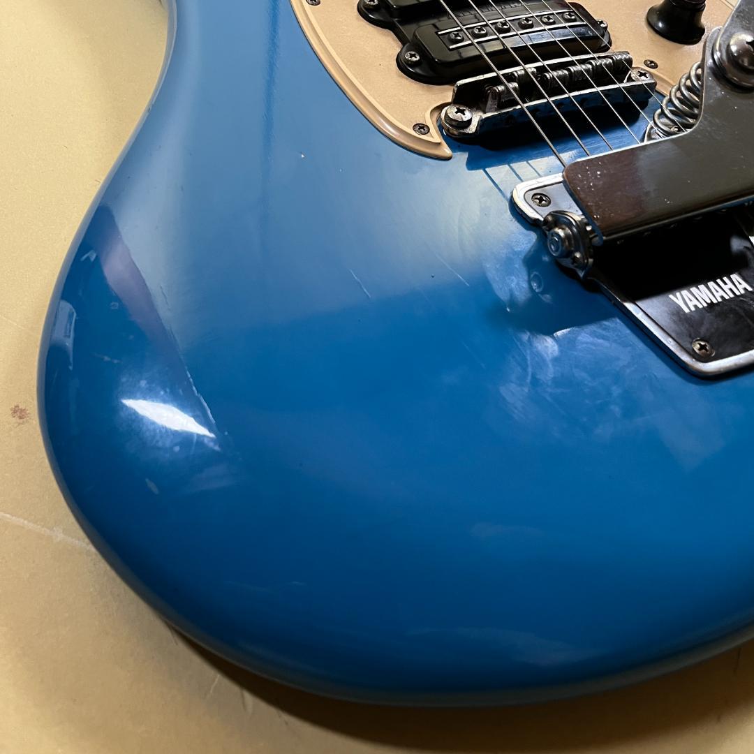 ギター Yamaha SG-2C Flying Banana Guitar Blue
