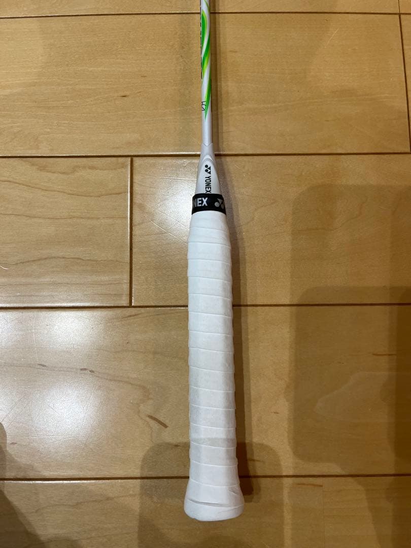 ヨネックス　アストロクス100ZZ VA 4UG5