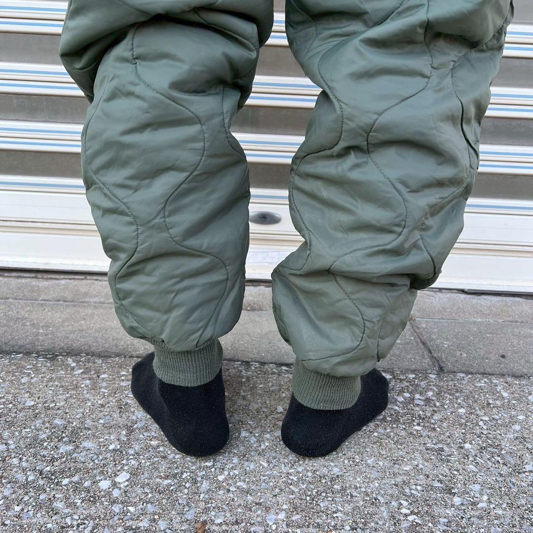 00s 米軍 実物 CWU-9/P ナイロン キルティング ライナー