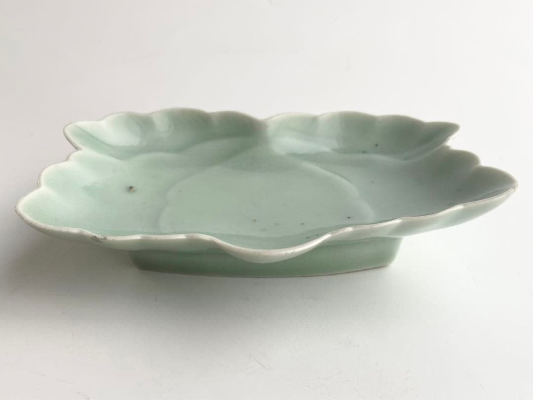 骨董　アンティーク　青磁　葉形　変形皿　向付　鍋島