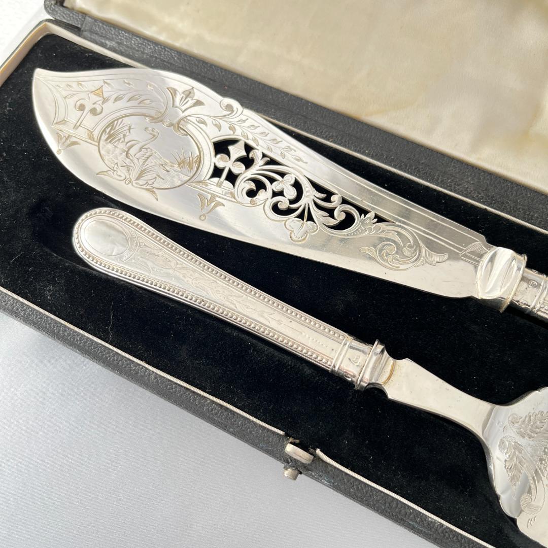 【Martin & Hall】【純銀ハンドル】ビクトリアンの サーバーセット