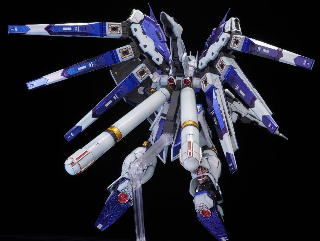 RG 1/144 Hi-vガンダム 完成品 塗装品
