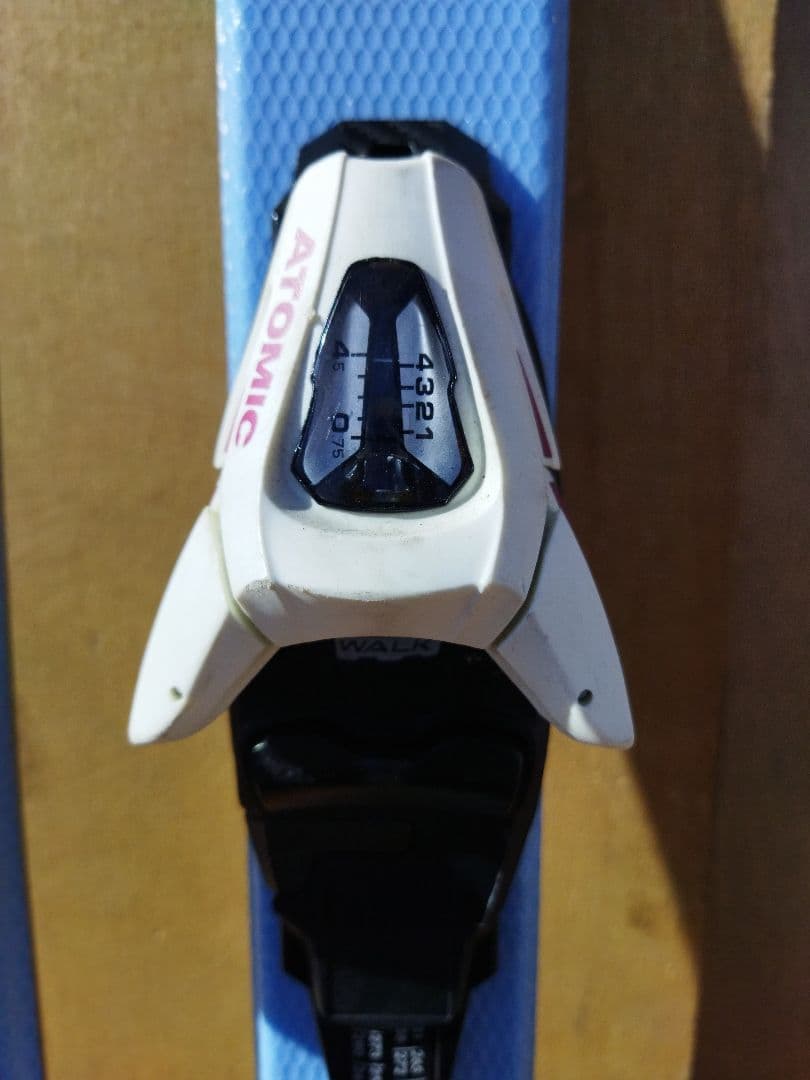 アトミック　ATOMIC REDSTER　140 GL ピンク 青　スキー　板