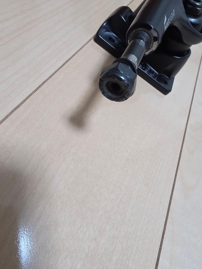 TENSOR TRUCKテンサートラックMAG LIGHT5.5 LO ブラック