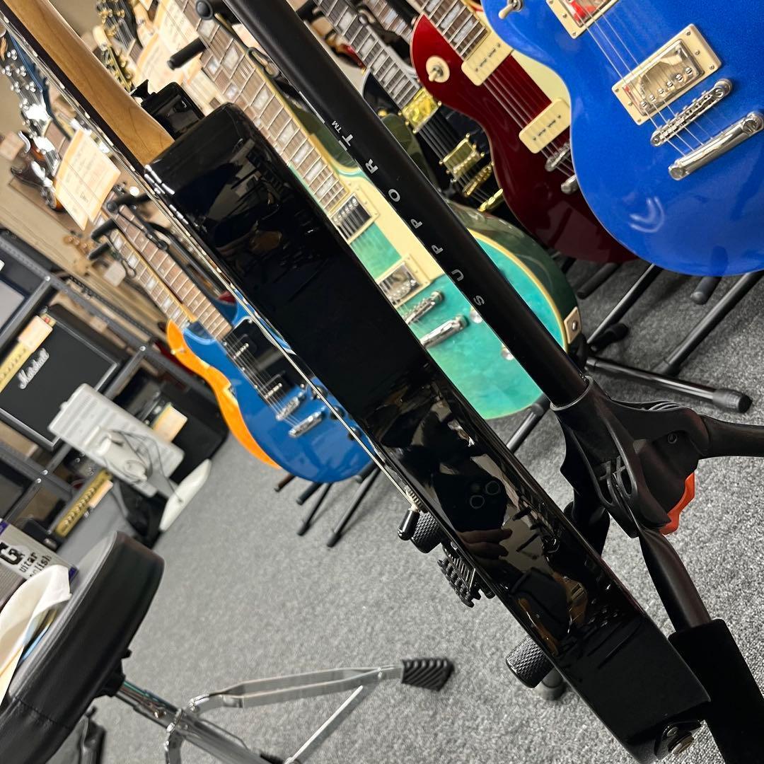 【11198】Charvel by Jackson エレキギター ロック式 青