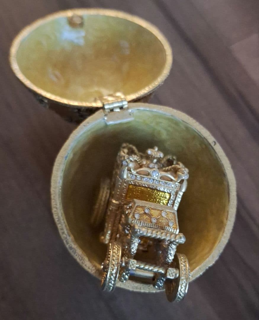 イースターエッグ