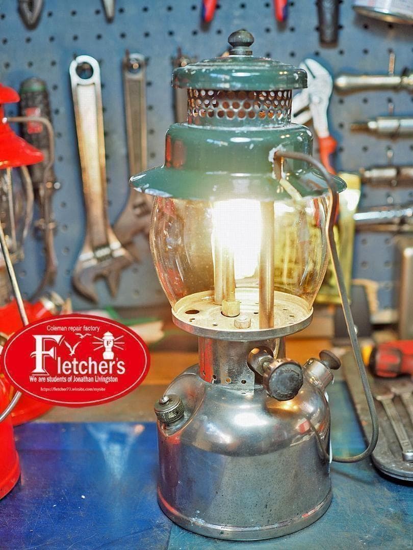 レアもの！ コールマン242A 後期型 ランタン　燃焼絶好調s09
