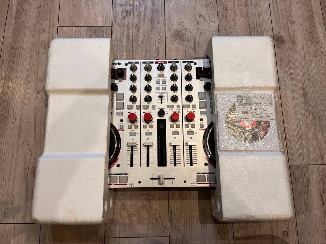 【美品・希少カラー】Vestax VCI-400DJ DJコントローラー 実働品