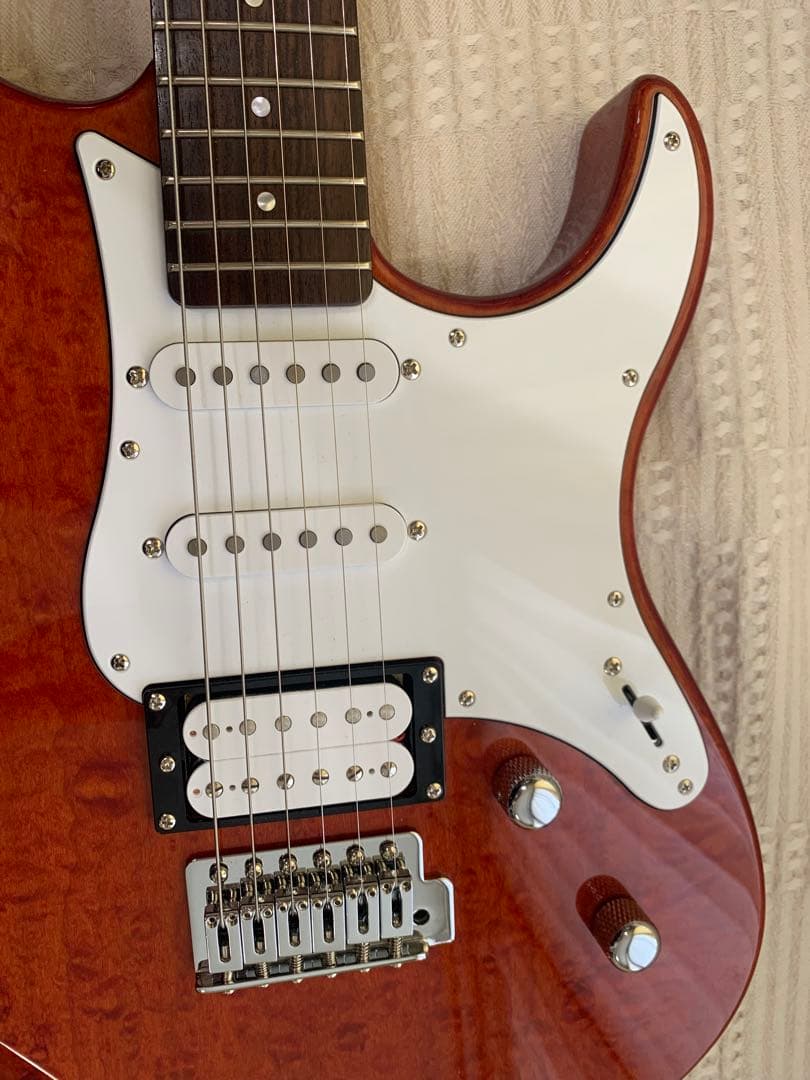 購入から3週間YAMAHA PAC212VQM CMBパシフィカ美品＋スタンド付