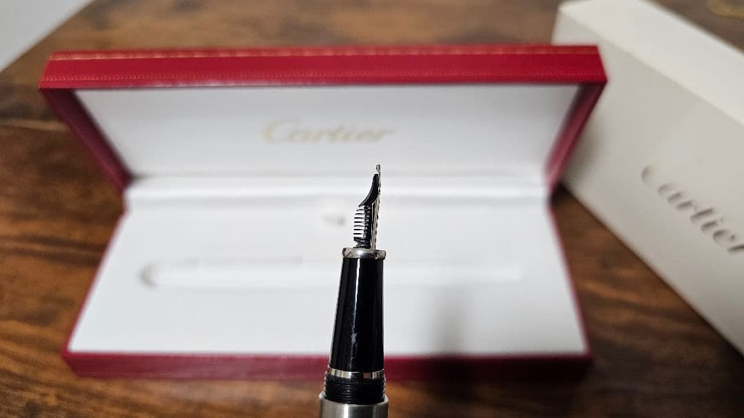 Cartier カルティエ 万年筆 【未使用】