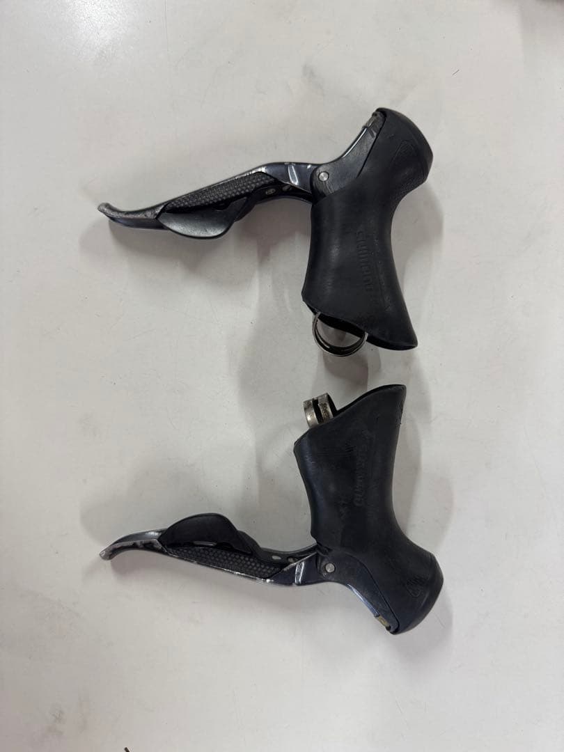 シマノ ULTEGRA di2 st-6870 di2レバー　左右セット