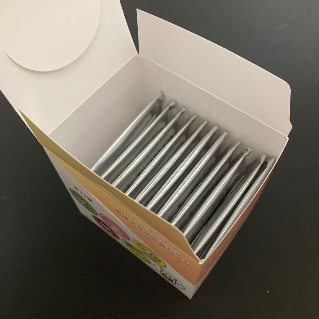 カラフルピーチ　直筆イラスト缶バッジ　1BOX(全11種セット)　全員集合