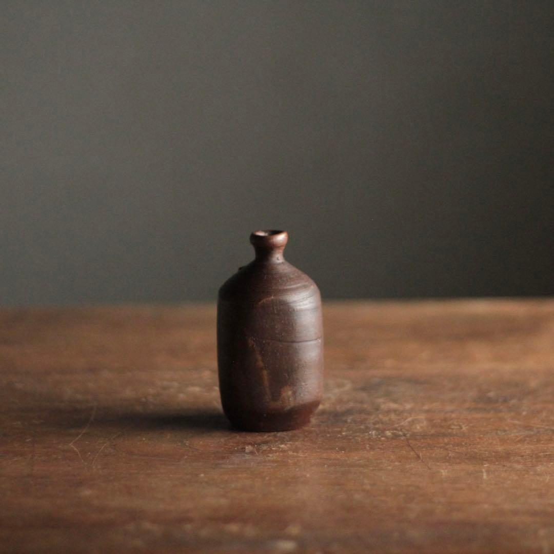 明治の備前のかわいいやつ 小徳利 備前焼 容量約100ml 古道具 アンティーク