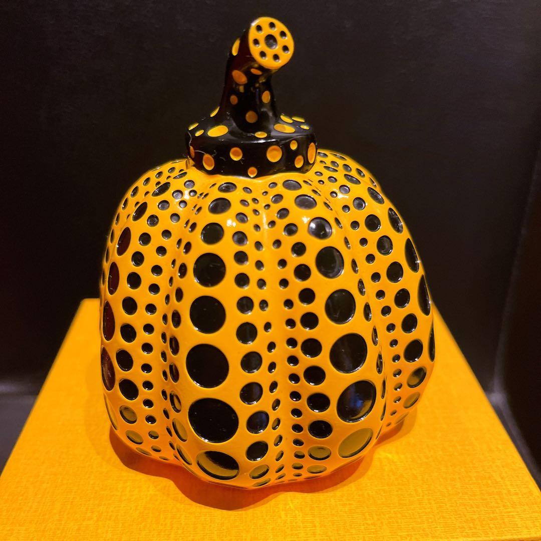 草間彌生　パンプキン　オブジェ　MOMA