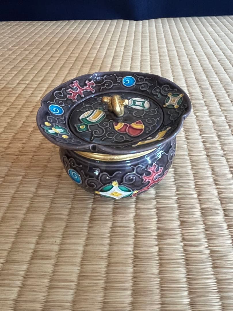 紫交趾 宝尽唐草　茶器