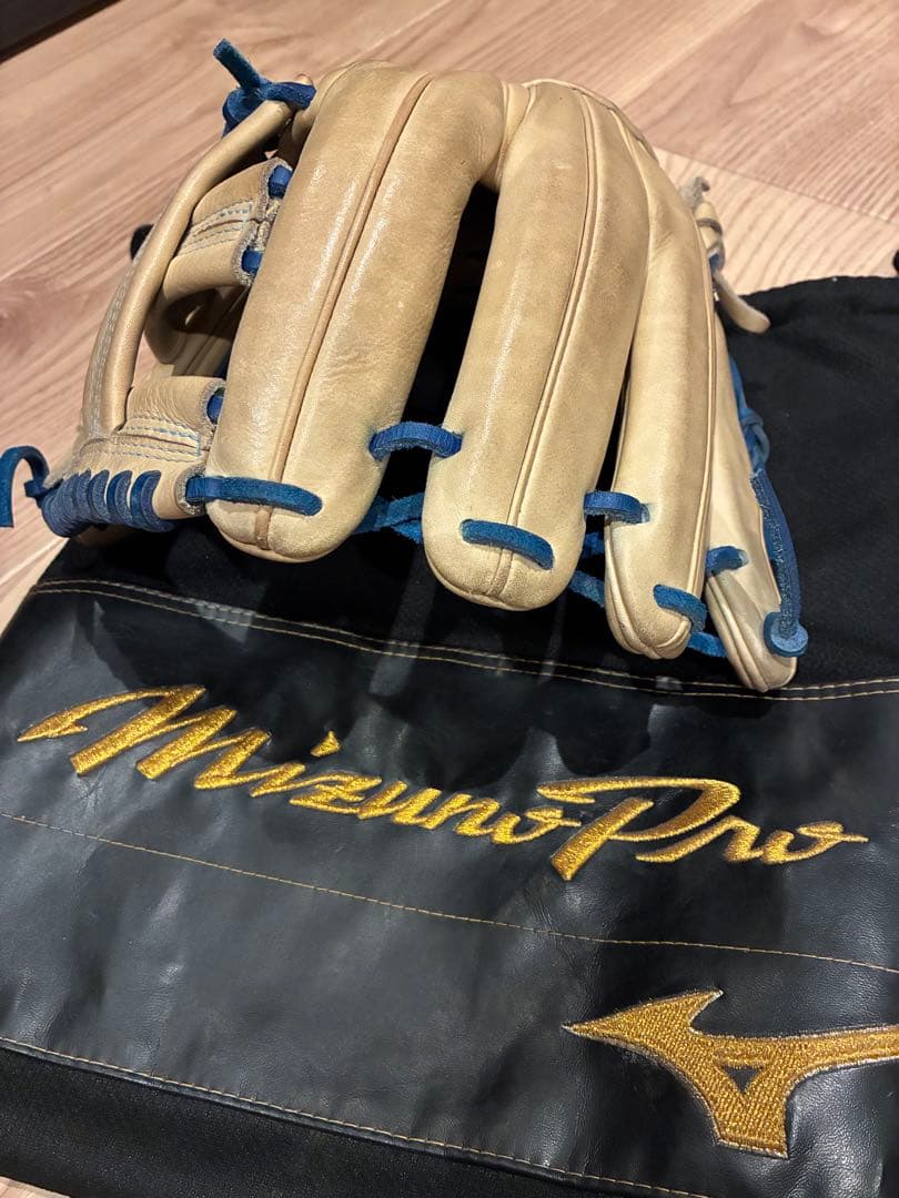 ミズノプロ　佐藤輝明モデル　軟式