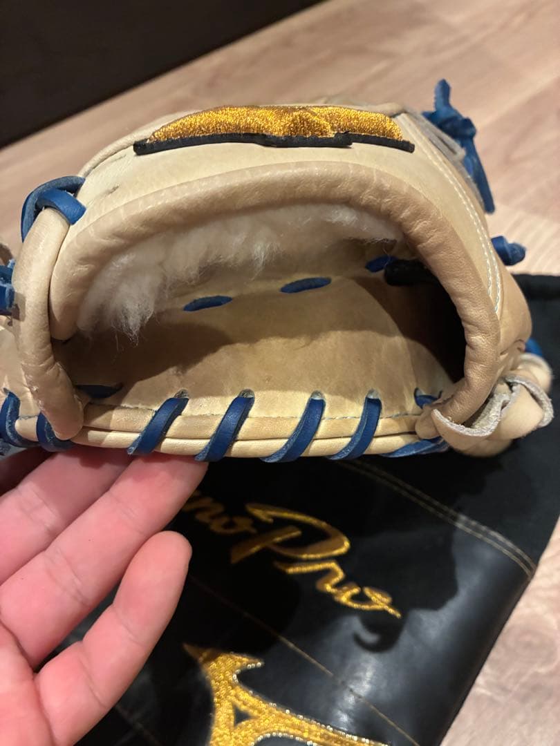 ミズノプロ　佐藤輝明モデル　軟式