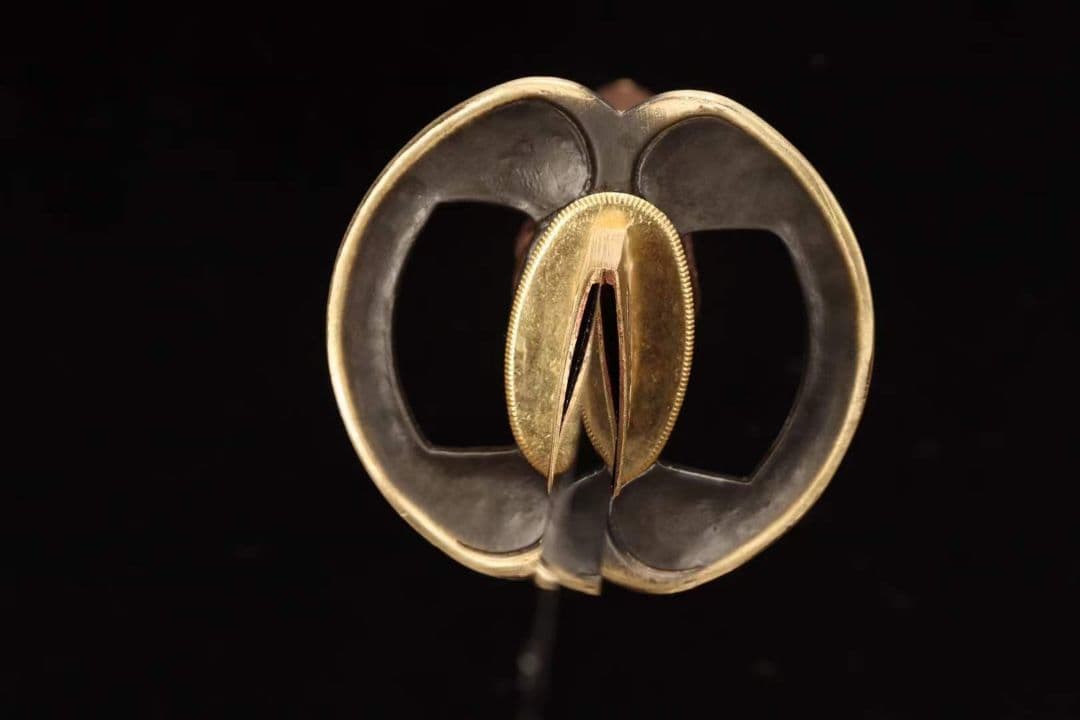 【逆刃の侍】武具　刀装具　日本刀　模造刀 居合刀 1本