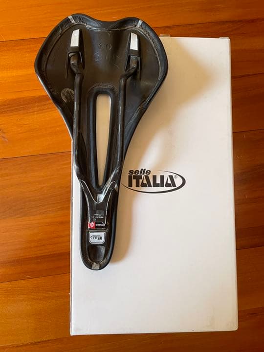 パーツ Selle ITALIA SLR S2 std small flow