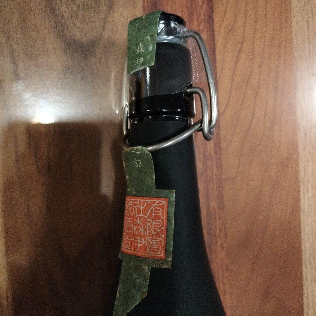 森伊蔵 720ml 長期洞窟熟成酒 かめ壺焼酎 森伊蔵酒造