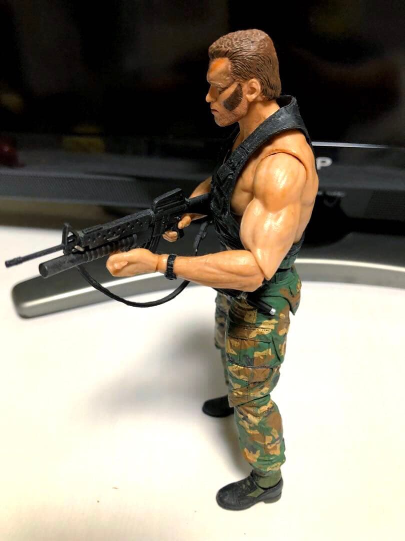 NECA￼￼ ダッチ