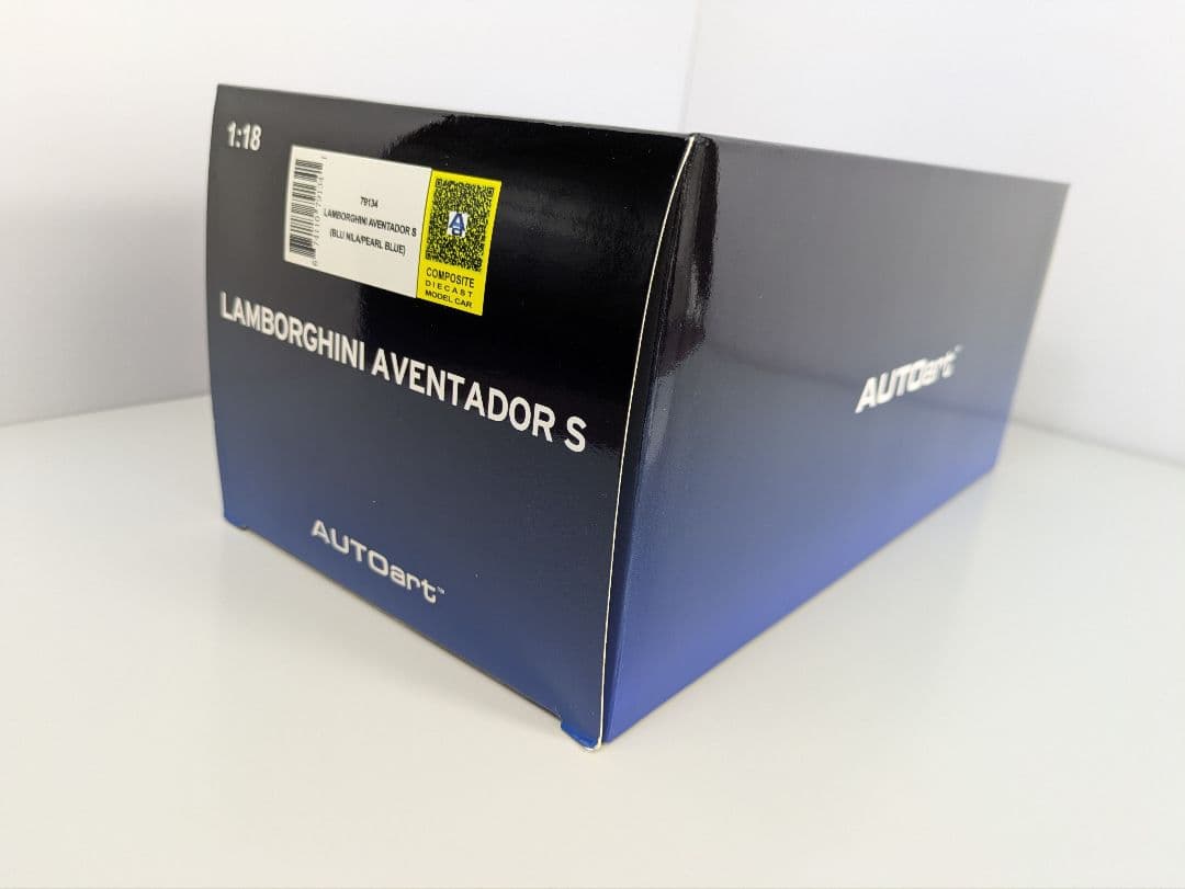 1/18 ミニカー オートアート ランボルギーニ アヴェンタドール S ブルー