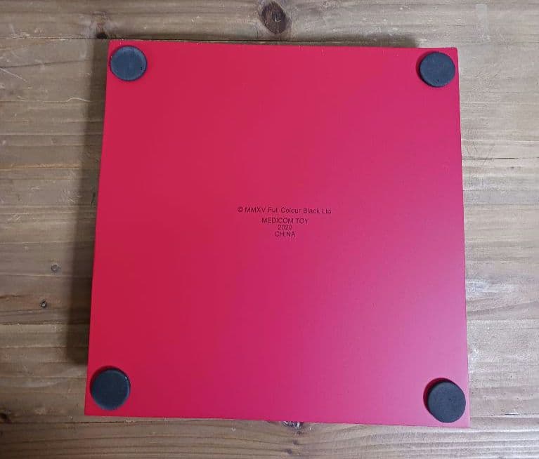 【新品!!】バンクシー フィギュア SUICIDEMAN(Red)