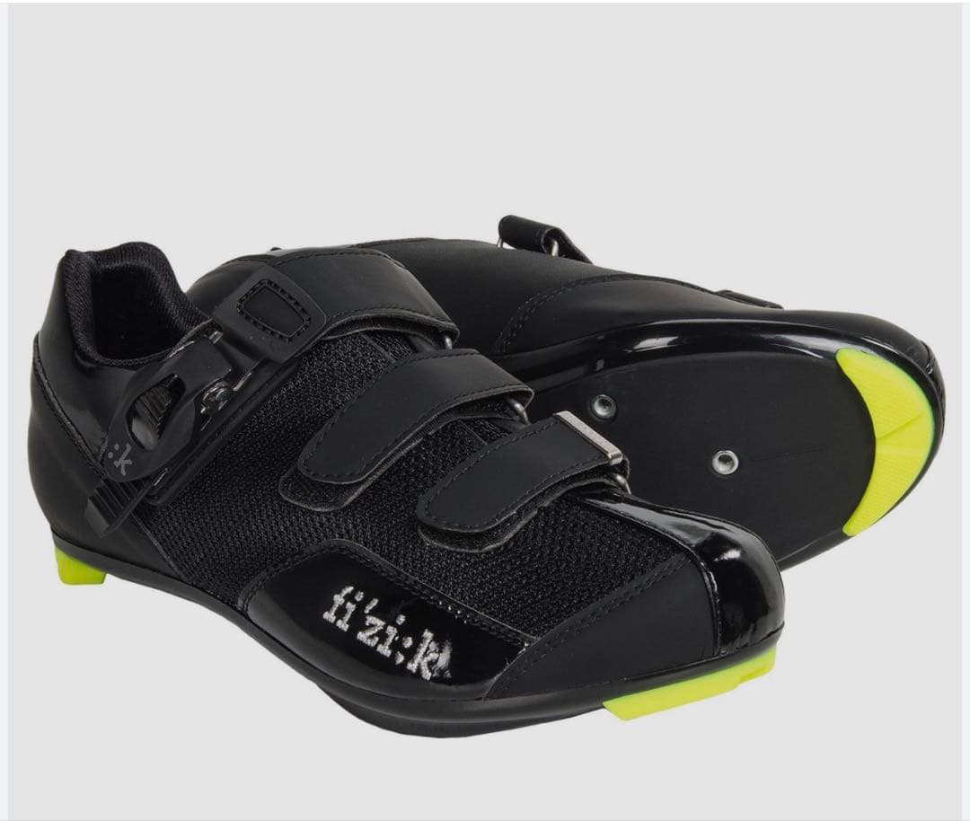 fi'zi:k フィジーク R5 DONNA(箱無し)