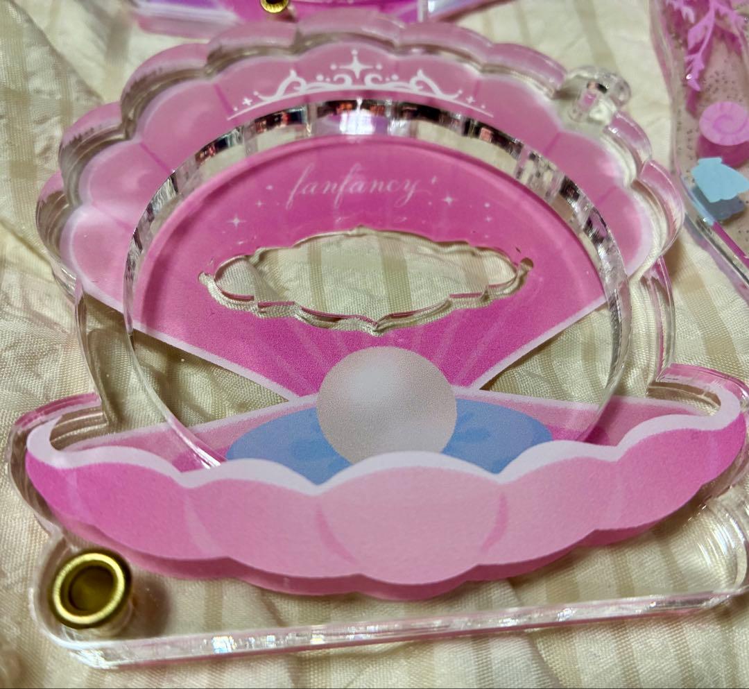 フクヤ ケース アクリルスタンドケース 缶バッジケース デコ 推し シェル 貝殻