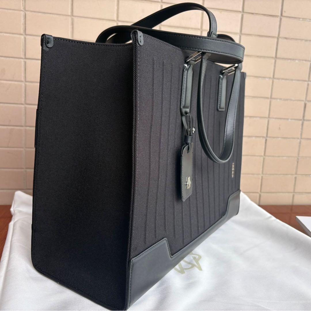 （予約販売） ビジネスバッグ ブラック ストライプデザイン