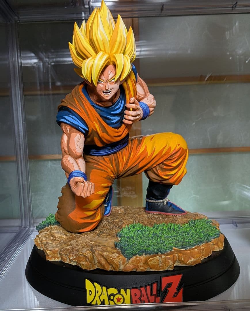 ドラゴンボール 孫悟空 リペイント 超サイヤ人 フィギュア ガレージキット
