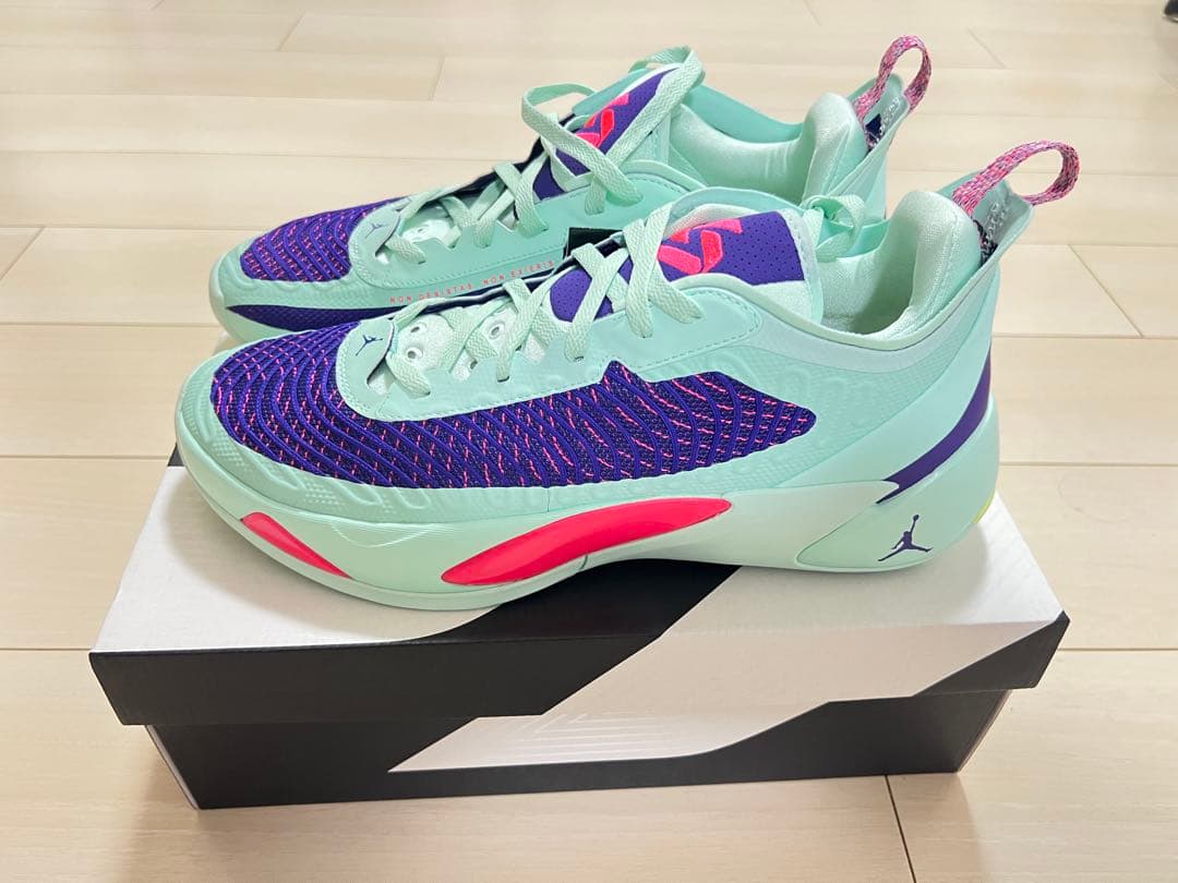エアジョーダン バスケットボールシューズ ミントグリーン/パープル