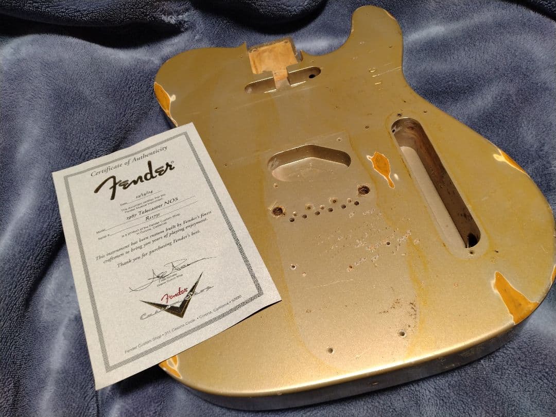 6*9様 フェンダー　カスタムショップ　テレキャスターボディ　かなりジャンク