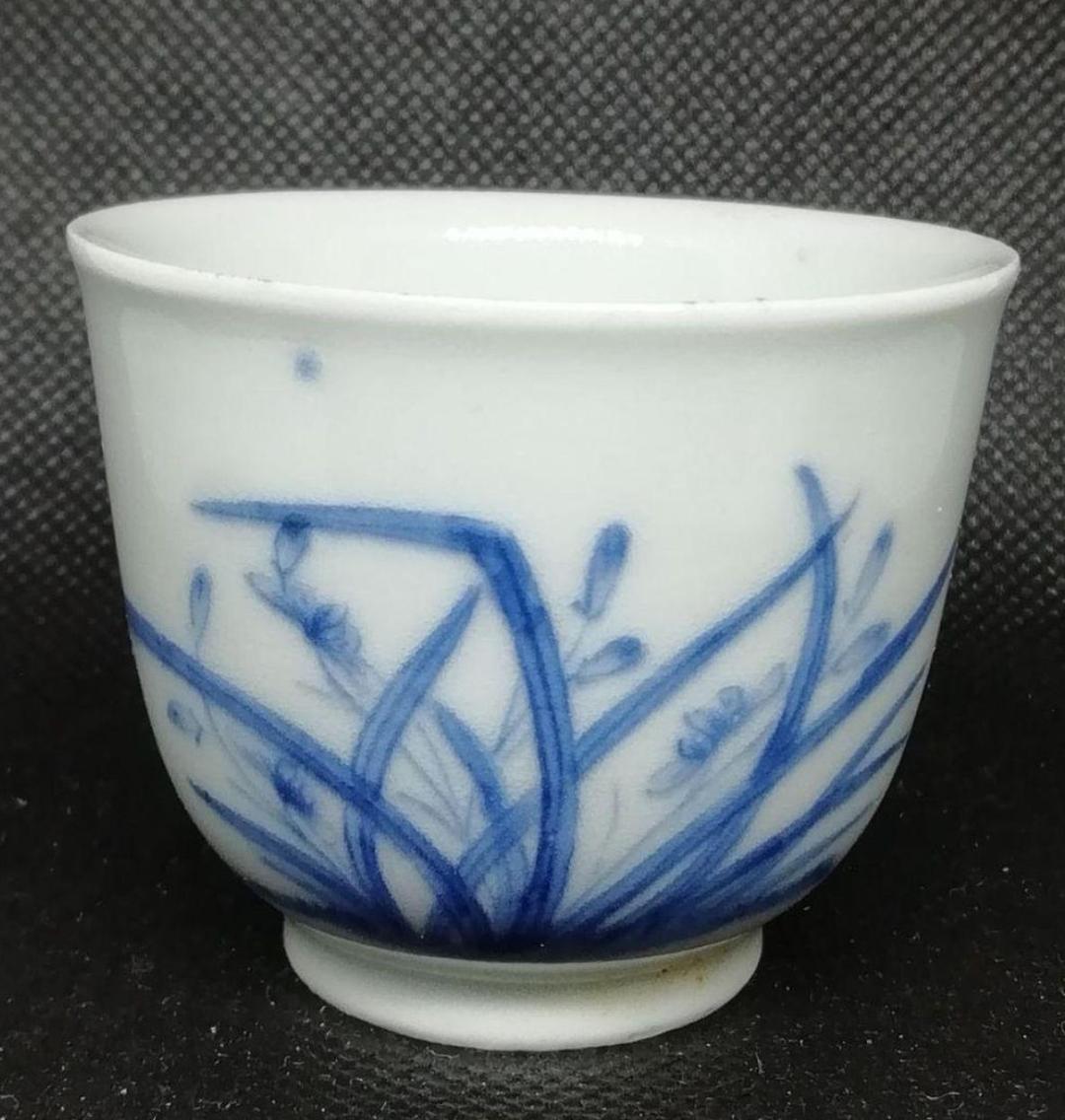 【お値下げ】骨董　煎茶茶碗　蘭の図（ぐい飲み）５客　ホツ有り