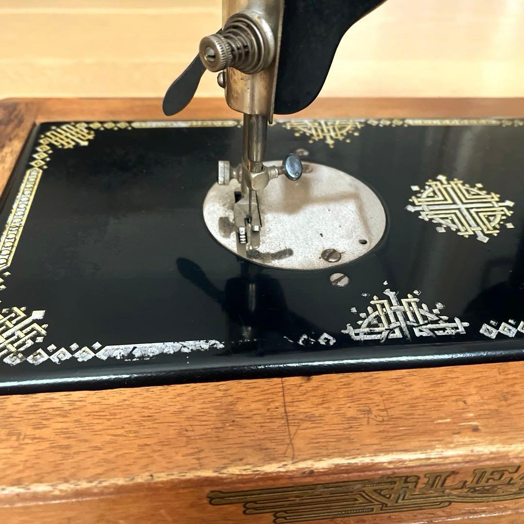 古道具　アンティーク　手回しミシン　LEAD インテリア