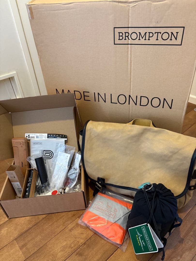 【世界限定300台】ブロンプトン P Line 12速 特典10万円付 極美品