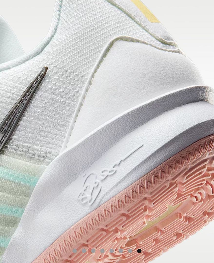 シューズ(女性用) Nike Women's Sabrina 3 \"Silencer\" 29cm