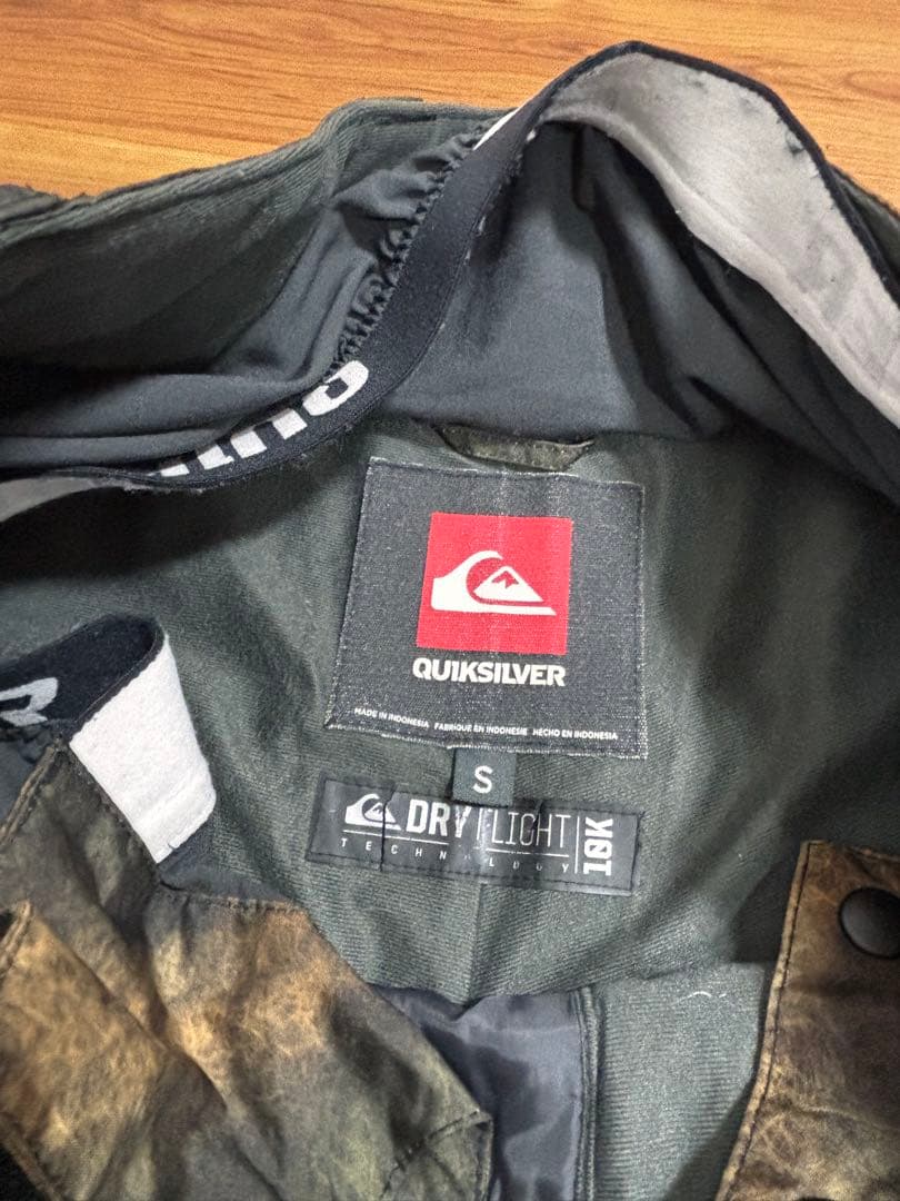 QUIKSILVER スノーボードウェアセット