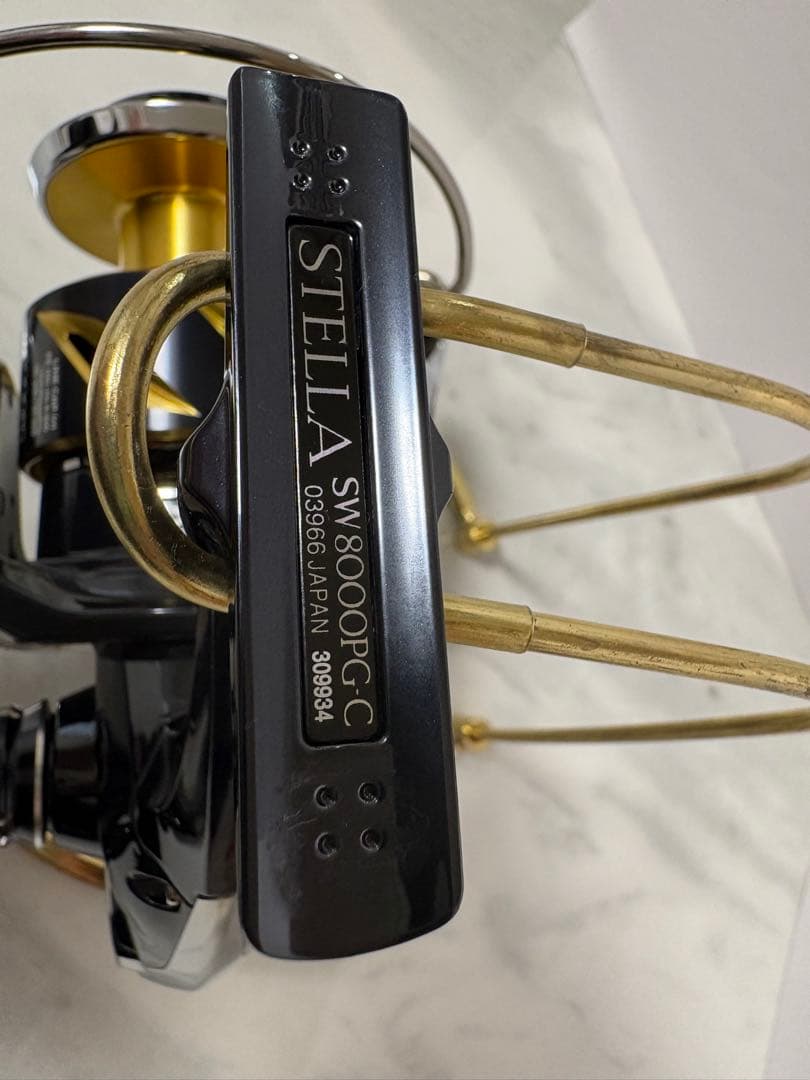 超美品:19ステラSW 8000PGスピニングリール