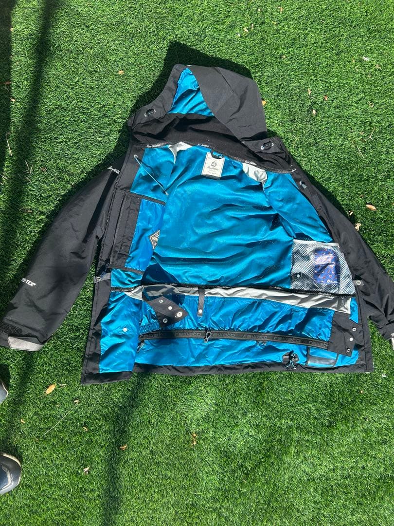 REWスノーボード KAMIKAZE JK S M 上下　gore-tex2L