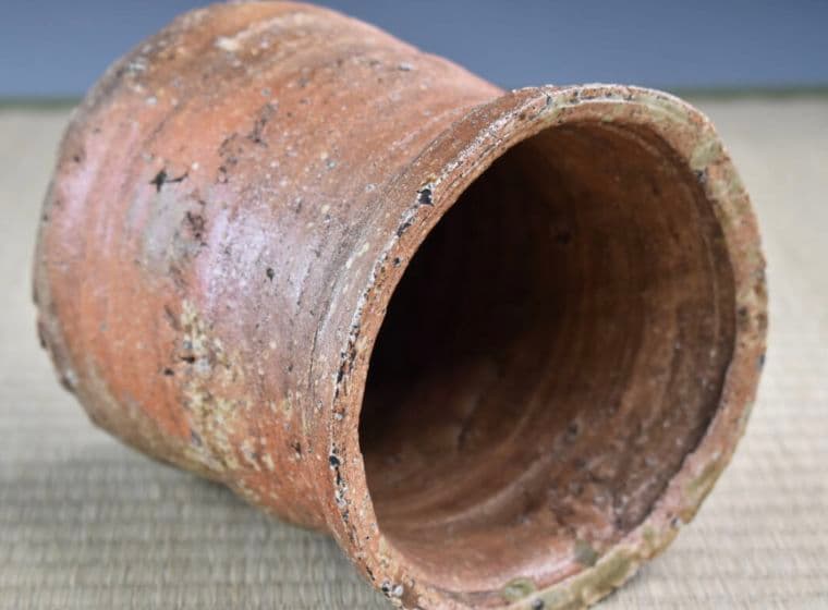 【伝世品　古伊賀（1608年〜）】水指　銘：寶袋　玄々斎書付　破袋