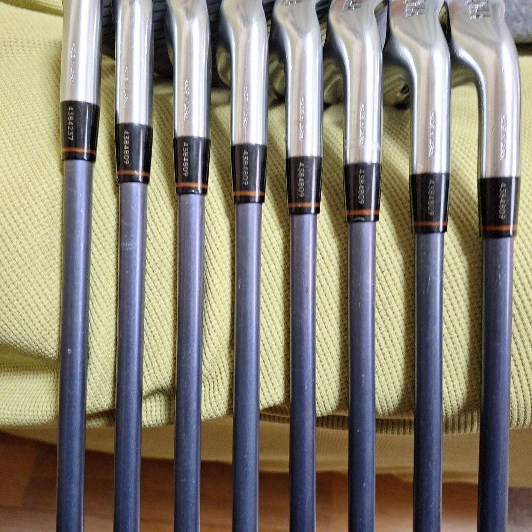 本間ゴルフ…ツインマークス フェザー&フェザー、アイアンセット