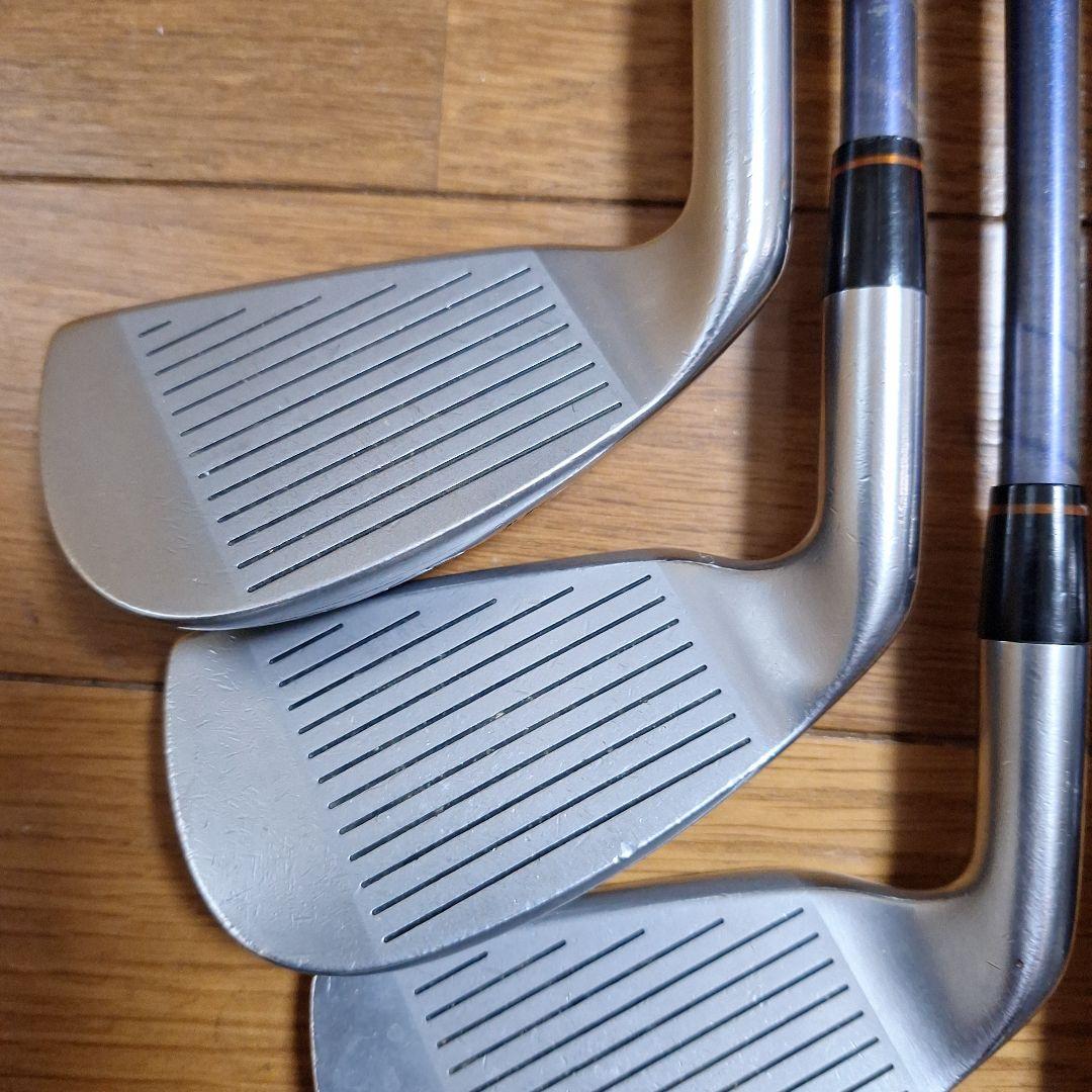 本間ゴルフ…ツインマークス フェザー&フェザー、アイアンセット