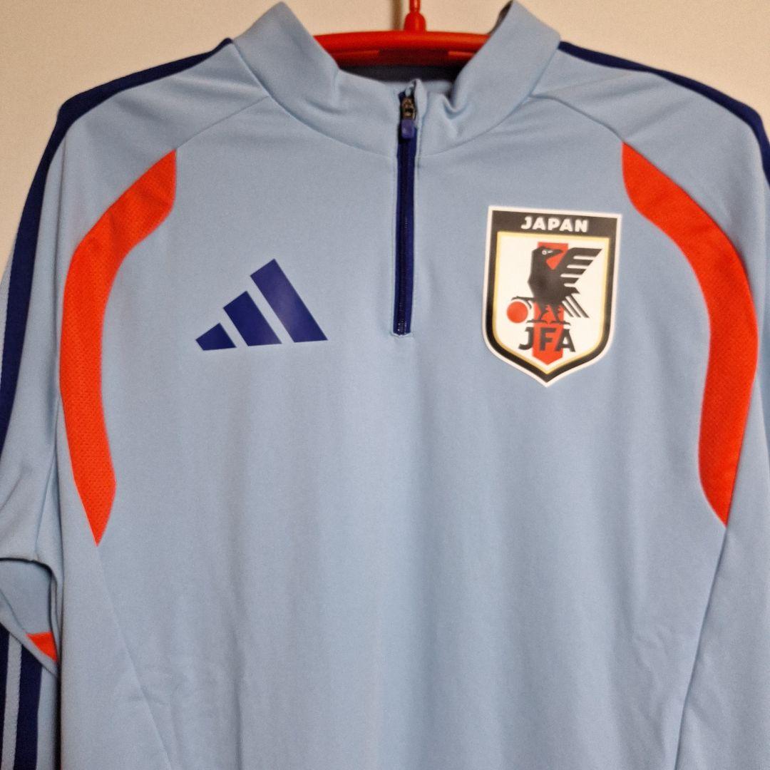 ほぼ新品 adidas サッカー 日本代表ティロ26トレーニングウェア上下セット