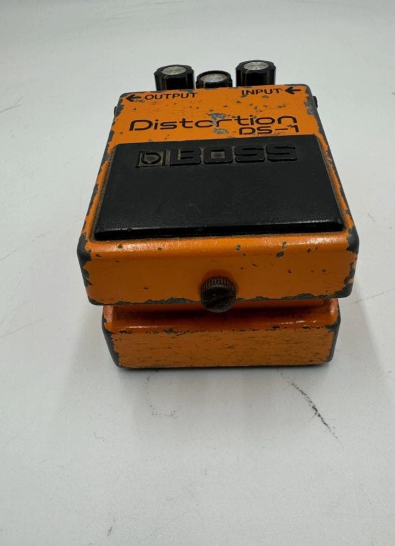 BOSS Distortion DS-1 ギターエフェクター 銀ネジ