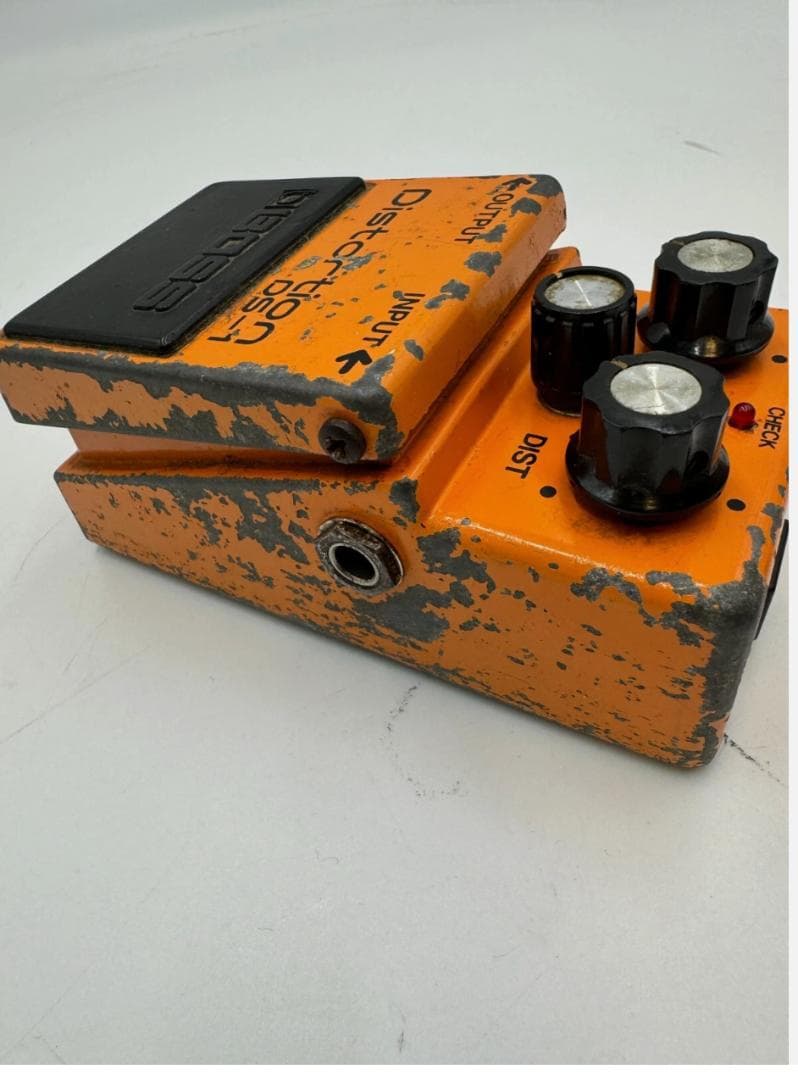 BOSS Distortion DS-1 ギターエフェクター 銀ネジ