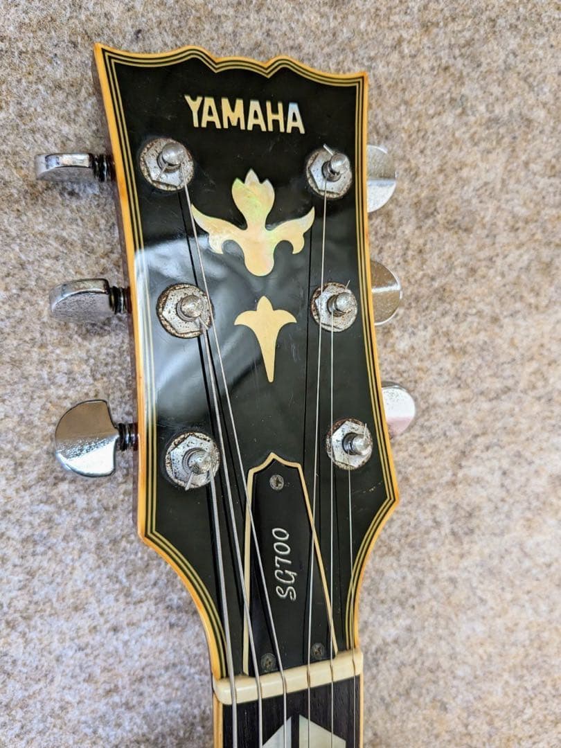 Yamaha SG700 エレキギター サンバースト
